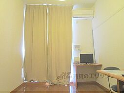 京都市営烏丸線 丸太町駅 徒歩11分の賃貸アパート 1階1Kのリビング/ダイニング