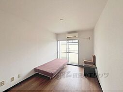 ガーデンクリス 4階1Kのリビング/ダイニング