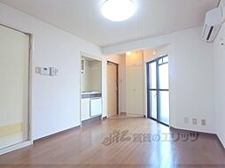 京阪本線 出町柳駅 徒歩7分の賃貸マンション 1階ワンルームのリビング/ダイニング