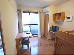 レオパレス二条城北 103 1階1Kのリビング/ダイニング