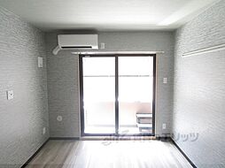 ARTISTA御所西ドゥーエ 102 1階1Kのリビング/ダイニング