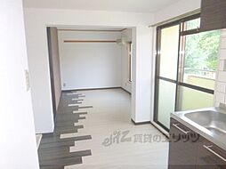 コクーン三条大宮 3階1LDKのリビング/ダイニング