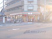 セブンイレブン　京都西賀茂店まで560メートル