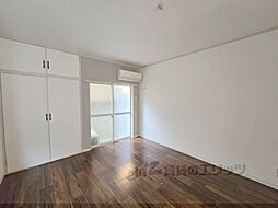 シェーンハウス 1階ワンルームのリビング/ダイニング