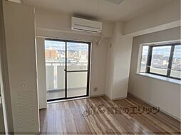 スカイノブレ京都四条大宮 702 7階ワンルームのリビング/ダイニング