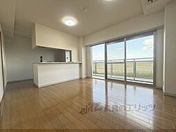 阪急嵐山線 上桂駅 徒歩12分の賃貸マンション 2階2LDKのリビング/ダイニング