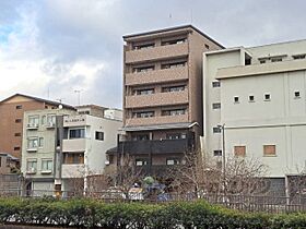 京都府京都市上京区東堀川通中立売下る一町目（賃貸マンション1LDK・2階・51.83㎡） その1