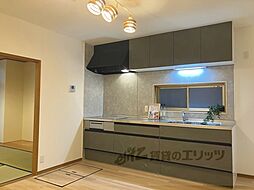 京都市営烏丸線 四条駅 徒歩8分の賃貸マンション 1階2DKのリビング/ダイニング