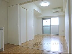 Ｆｒｕｉｔａｇｅ下鴨 4階1Kのリビング/ダイニング