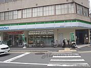 ファミリーマート　新町高辻店まで130メートル