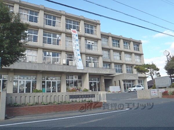 画像21:瀬田北中学校まで2100メートル