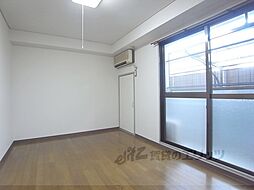 ヴィラ東海5号館 102 1階ワンルームのリビング/ダイニング