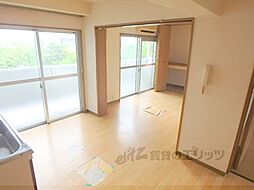 グランコートビワコ D-2 2階1LDKのリビング/ダイニング