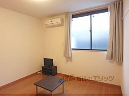 レオパレスボンマルシェ山科 105 2階ワンルームのリビング/ダイニング