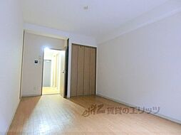 京阪本線 神宮丸太町駅 徒歩15分の賃貸マンション 1階1Kのリビング/ダイニング