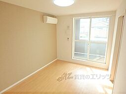 エバーブライト 2階2LDKのリビング/ダイニング