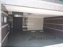 17 / 26