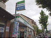 ファミリーマート　中西高野店まで340メートル