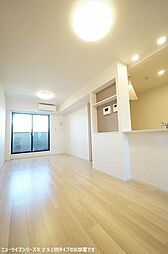 ニューライズ・M 203 2階2LDKのリビング/ダイニング