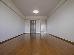 マウンテンビレッジ7 205 2階1Kのリビング/ダイニング