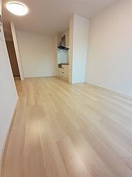 フォレ・ナガタ 102 1階1LDKのリビング/ダイニング