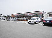 セブンイレブン(600m)
