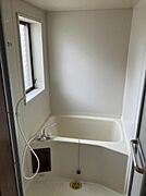 ※別号室の画像です。