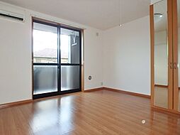 ブリリアントジェネレーション II 2階1Kのリビング/ダイニング