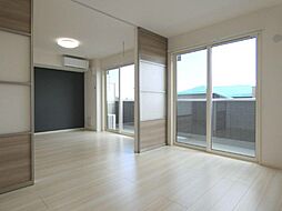 グレースコート A 3階2LDKのリビング/ダイニング