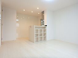 WestガーデンFukuchi B 1階1LDKのリビング/ダイニング