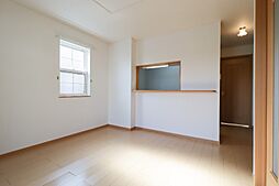 フローリッシュ 1階1LDKのリビング/ダイニング