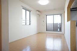 サニーフラット B 3階1LDKのリビング/ダイニング