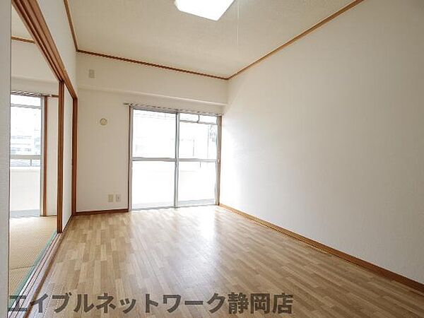 ビオレビル ｜静岡県静岡市葵区浅間町1丁目(賃貸マンション4DK・3階・65.70㎡)の写真 その15