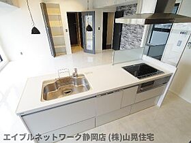 静岡県静岡市葵区人宿町2丁目（賃貸マンション2LDK・6階・70.50㎡） その4