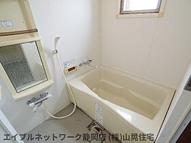 静岡県静岡市葵区上石町（賃貸マンション1LDK・8階・69.67㎡） その5