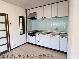 静岡県静岡市葵区西草深町（賃貸マンション3LDK・4階・63.78㎡） その4