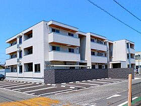 静岡県静岡市駿河区中田本町（賃貸アパート3LDK・1階・71.48㎡） その1