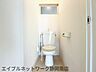 トイレ：ゆったりとした空間のトイレです