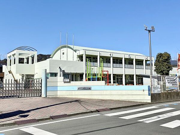 周辺：【幼稚園】静岡市立西奈こども園まで974ｍ