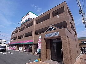 奈良県天理市中町（賃貸マンション1LDK・3階・41.04㎡） その1