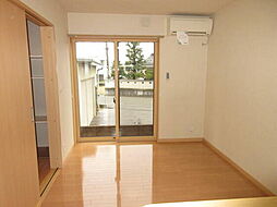 ファイン下冨居 B-3 1階2LDKのリビング/ダイニング