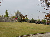 公園「稲荷公園まで20ｍ」