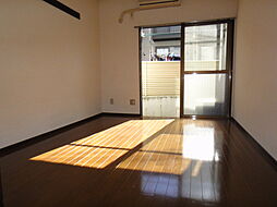 東急東横線 祐天寺駅 徒歩12分の賃貸アパート 1階1Kのリビング/ダイニング