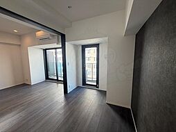 コンフォリア・リヴ谷町四丁目 7階2LDKのリビング/ダイニング