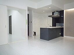 Cent quatre 3階1LDKのリビング/ダイニング