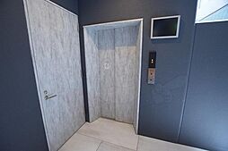 GLUCKMAISON/S-EBIE XI