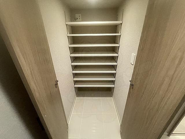 収納
