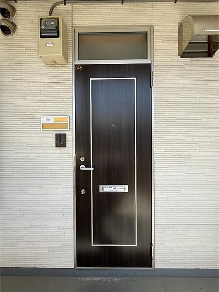 画像13:ダブルロックが光る安心の玄関ドア