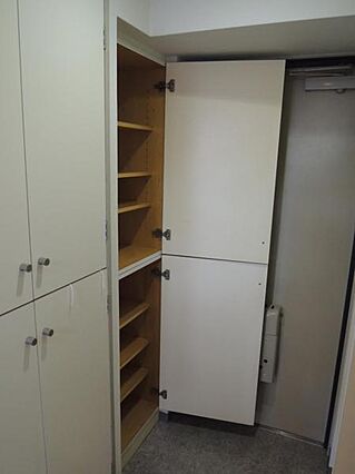 室内写真は20...