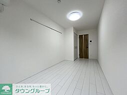 ラグゼフラット東六郷 106 1階1Kのリビング/ダイニング